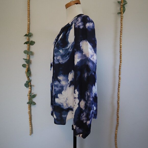 Kate Spade Purple White Watercolor Button Up Collarless Blouse Size Small - Picture 5 of 7